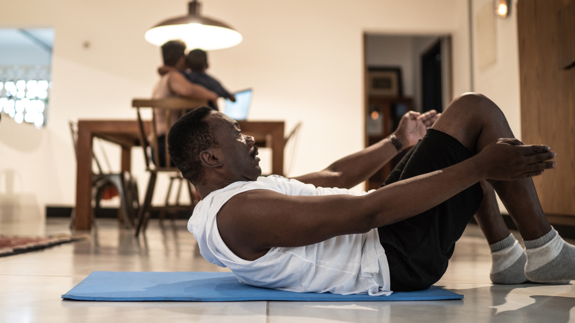 Why Everyone Is Suddenly Doing This One Pilates Move