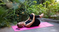 The One Stretch That Instantly Relieves Lower Back Pain